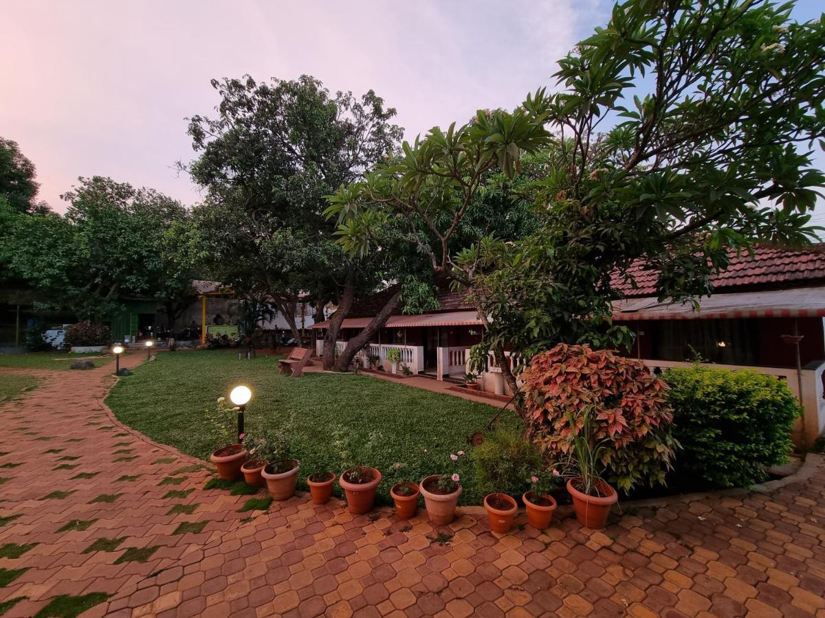 Rishikesh Resort Lonavala Exterior photo