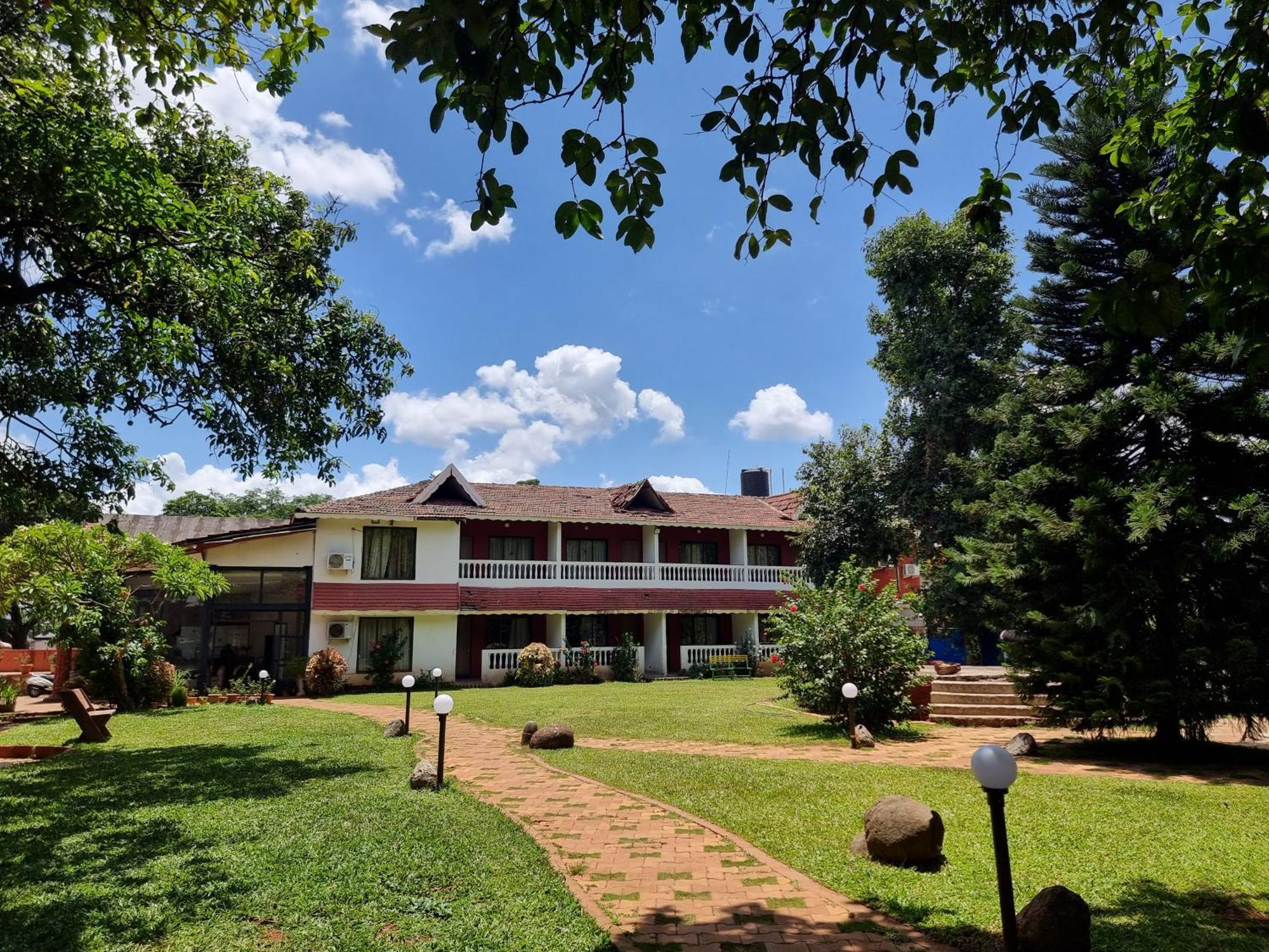 Rishikesh Resort Lonavala Exterior photo